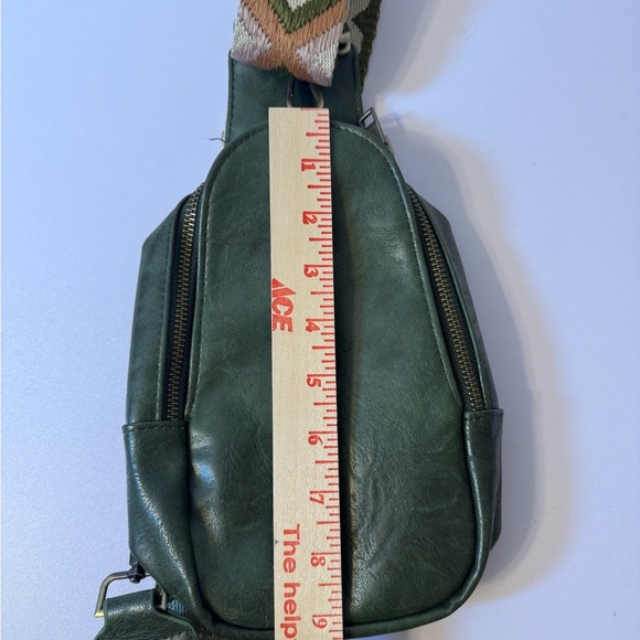 Sling Bag PU Leather Small
Crossbody Backpack
Multipurpose Chest Bag Women - Picture 5 of 11